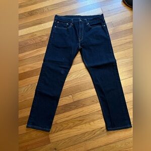 Levi’s 502 jeans